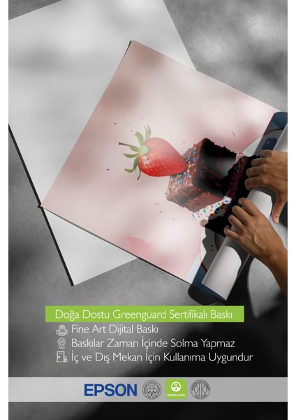 Ahşap Çerçeveli Tablo, Çilekli Pasta Detaylı Gerçekçi Stil, Mutfak Dekoru Poster No: 109461