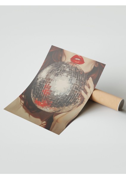 Çerçevesiz Poster, Disko Toplu Kadın Portresi, Genç Odası Dekoru Poster No: 109606 modelleri