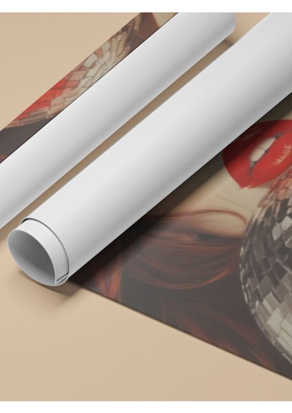 Çerçevesiz Poster, Disko Toplu Kadın Portresi, Genç Odası Dekoru Poster No: 109606 fırsatları