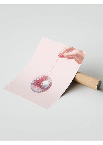 Çerçevesiz Poster, El Topunda Yansıma Efekti, Yatak Odası Dekoru Poster No: 109557 modelleri