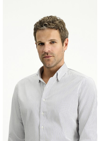 Uzun Kol Slim Fit Dar Kesim Klasik Çizgili Pamuk Gömlek modelleri