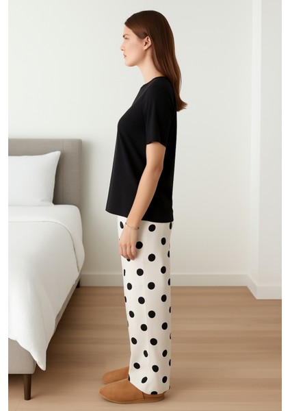 Kadın Pijama Takımı Siyah Kısa Kollu Puantiye Desenli Saten fiyatları