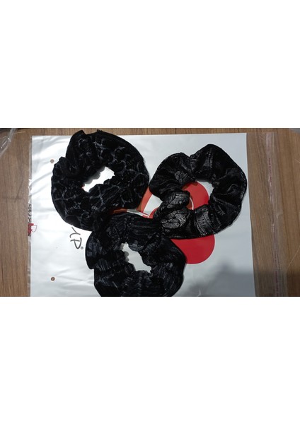 Siyah Desenli Kadife Büyük Boy Lastik Toka 3 adet