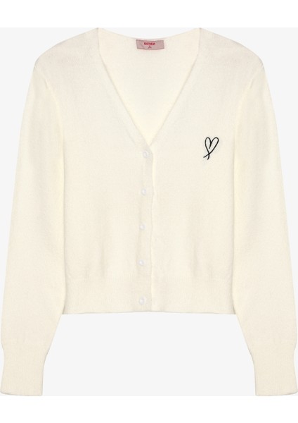 Kalp Nakışlı Düğmeli V Yaka Triko Hırka Ekru