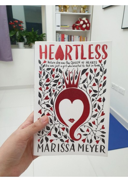 Heartless - Marissa Meyer modelleri
