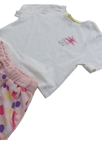 Kız Çocuk İkili Takım Baskılı T-Shirt+Desenli Şortlu indirimleri