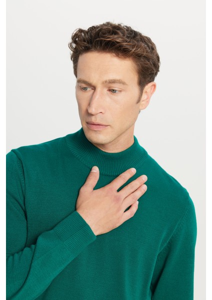 ALTINYILDIZ CLASSICS Erkek Koyu Yeşil Tüylenme Yapmayan Standart Fit Normal Kesim Yarım Balıkçı Yaka Triko Kazak fırsatları