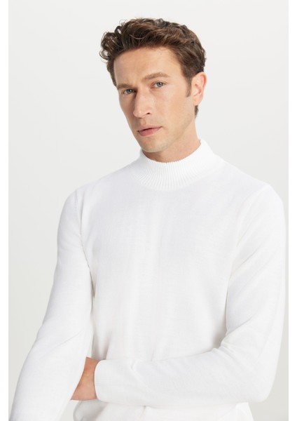 ALTINYILDIZ CLASSICS Erkek Ekru Tüylenme Yapmayan Standart Fit Normal Kesim Yarım Balıkçı Yaka Triko Kazak fırsatları