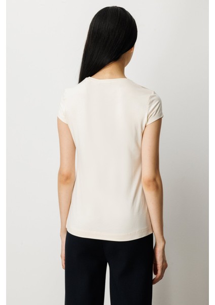 On Sıfır Yaka Ay Kol Basic Bluz indirimleri