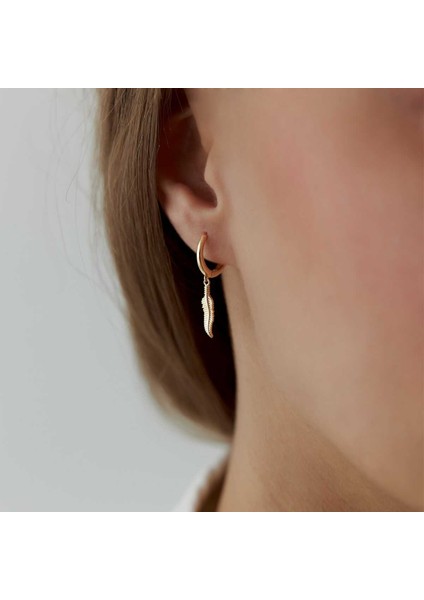 Kuş Tüyü Halka Sallantılı Küpe