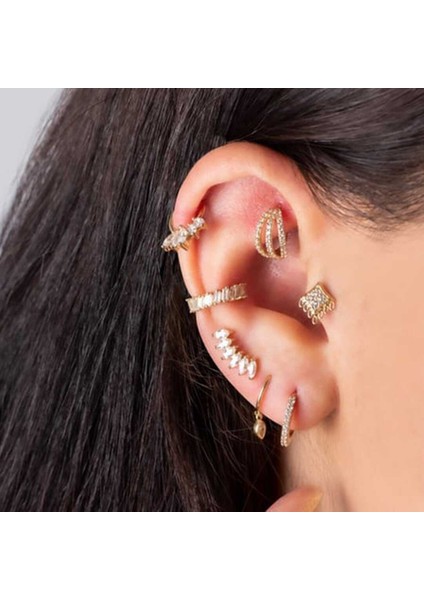 Halkalı Dokuz Taşlı Tragus Piercing