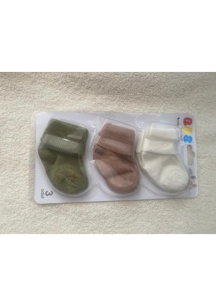 Kız Erkek Bebe Kutulu 3'lü Yenidoığan Çorap B120 modelleri
