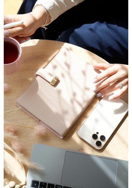 Executive Vegan Deri Defter. A5. 100 Gr. 240 Sayfa. Kenar Yaldızlı Şeftali indirimleri