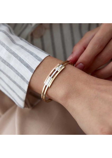 Üç Renk Kaburga Kelepçe