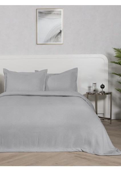 Yatak Örtüsü Alora – Pastel Renkli, Yumuşak ve Zarif Görünümlü