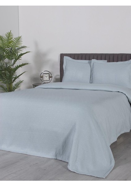 Yatak Örtüsü Marisa – Nefes Alabilen, Hafif ve Şık Tasarımlı