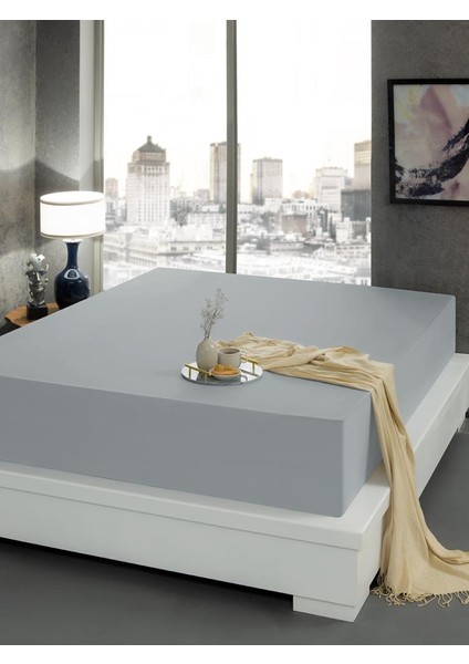 Geniş Yataklara Uygun Saten Çarşaf – Kaygan Dokulu, Modern Şıklık