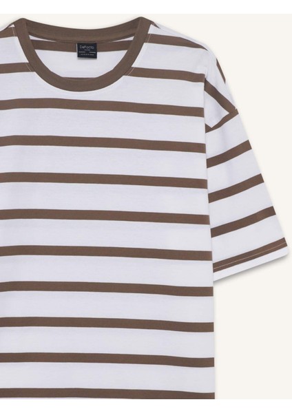 %100 Pamuk Boxy Fit Rahat Kesim Bisiklet Yaka Çizgili Kısa Kollu Tişört E1160AX25AU