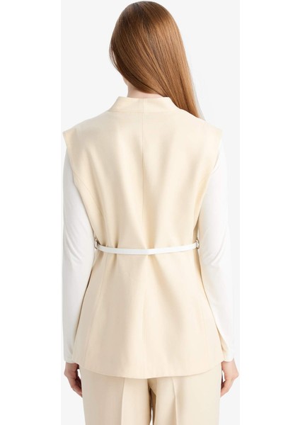 Regular Fit Kemerli Kolsuz Yelek F9350AX25AU