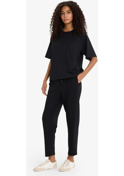 Regular Fit Beli Bağcıklı Cepli Eşofman Altı F9277AX25HS fiyatları