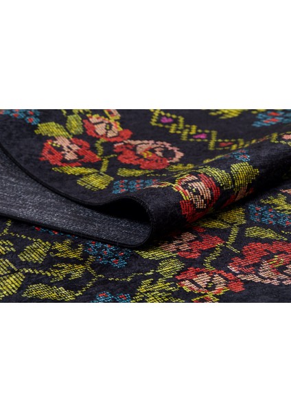 Tobolsk Siyah Çiçekli Etnik Modern Desenli Makinada Yıkanabilir Hav Toz Vermez Leke Tutmayan Kaymaz Taban Dijital Makine Baskı Salon Yolluk Mutfak Halı fırsatları