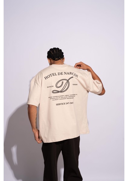 Erkek Oversize T-Shirt Hotel De Narcos Bej