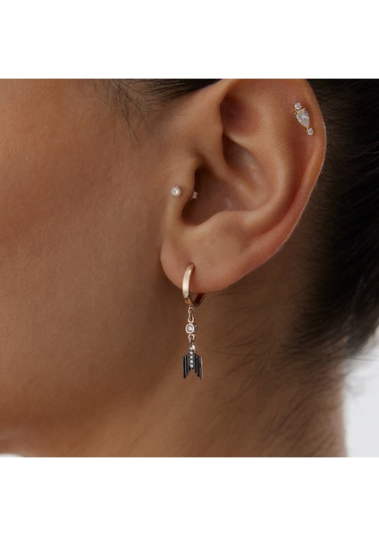 Yukarı Yön Sallantılı Küpe