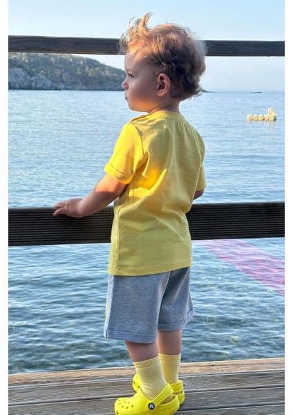 Erkek Çocuk Şortlu Takım Şehir Temalı Yazı Baskılı 1-4 Yaş, Sarı fiyatları