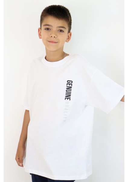 Erkek Çocuk Tişört Sırt Kısmı Yazı Baskılı 9-14 Yaş, Beyaz