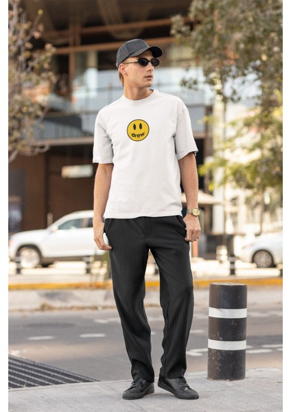 Gülen Emoji Baskılı/ Premium Quality / Regular Fit / Çoklu Renk Seçenekleriyle Erkek T-Shirt