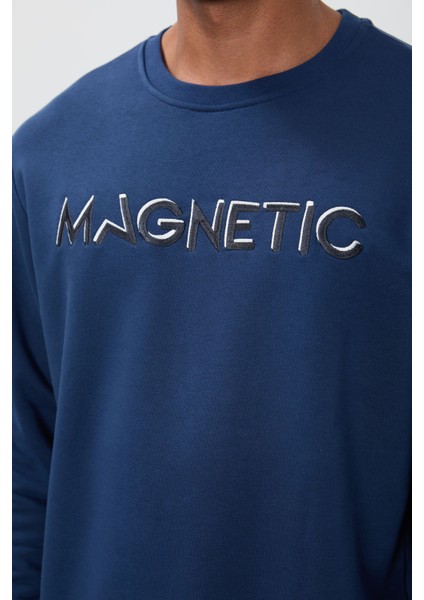 İndigo Yazı Nakışlı O Yaka Rahat Form İçi Polarlı Erkek Sweatshirt - 88020 fiyatları