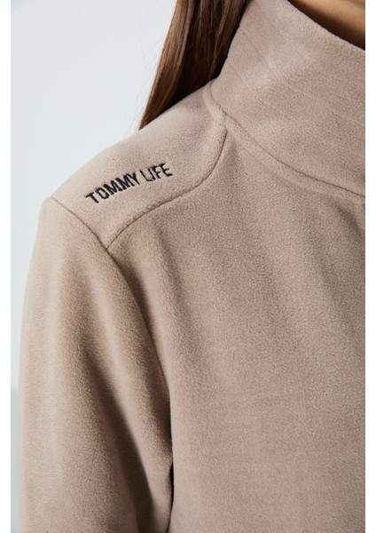 Koyu Bej Dik Yaka Fermuarlı Rahat Form Kadın Polar Sweatshirt - 97173 indirimleri