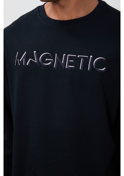 Lacivert Yazı Nakışlı O Yaka Rahat Form İçi Polarlı Erkek Sweatshirt - 88020 fiyatları