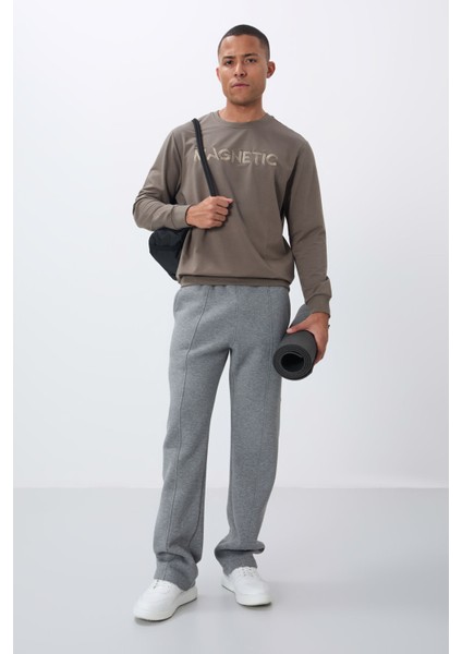 Koyu Bej Yazı Nakışlı O Yaka Rahat Form İçi Polarlı Erkek Sweatshirt - 88020 fiyatları