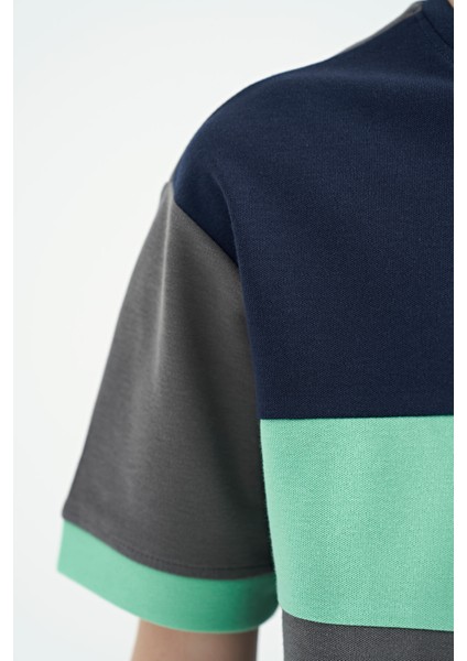 Koyu Gri Renk Geçişli Nakışlı Oversize Erkek Çocuk T-Shirt - 11159 indirimleri