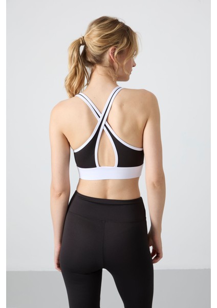 Beyaz Çapraz Sırt Detaylı Slim Fit U Yaka Pedli Kadın Spor Büstiyer - 97121 indirimleri