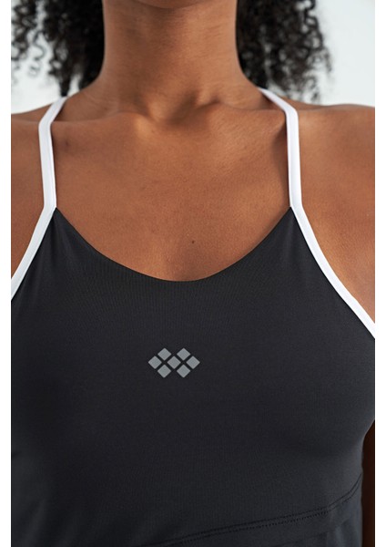 Siyah Sırt Çarpraz Askı Detaylı Standart Kalıp Kadın Spor Atlet - 97261 fırsatları