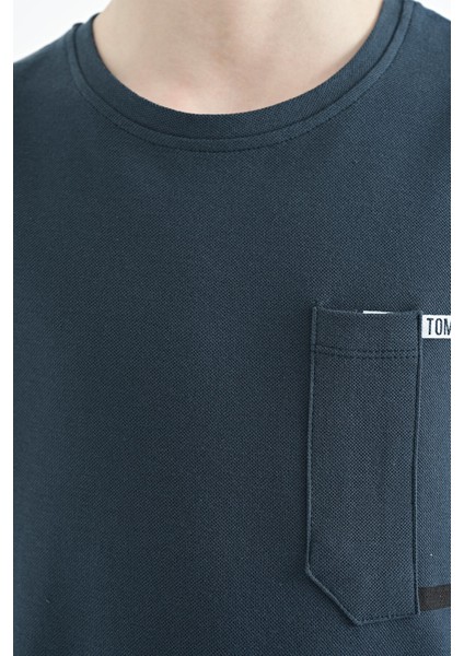 Orman Yeşili Cep Detaylı O Yaka Standart Kalıp Erkek Çocuk T-Shirt - 11120 indirimleri