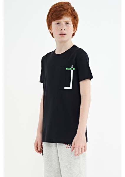 Lacivert Cep Detaylı O Yaka Standart Kalıp Erkek Çocuk T-Shirt - 11120 fiyatları