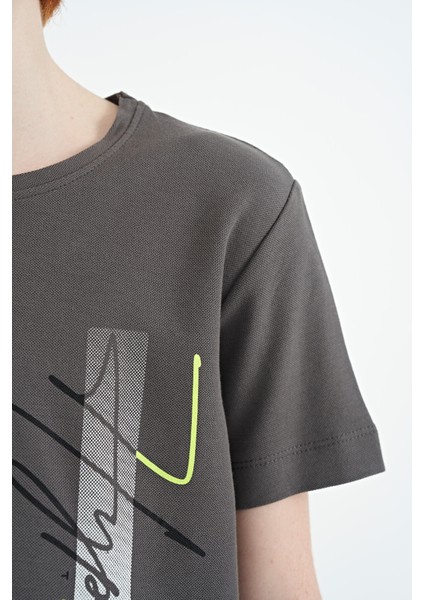Koyu Gri Yazı Baskılı O Yaka Standart Kalıp Erkek Çocuk T-Shirt - 11119 fırsatları