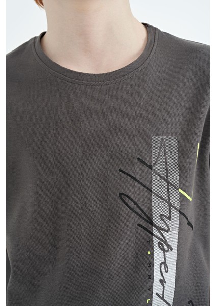 Koyu Gri Yazı Baskılı O Yaka Standart Kalıp Erkek Çocuk T-Shirt - 11119 indirimleri
