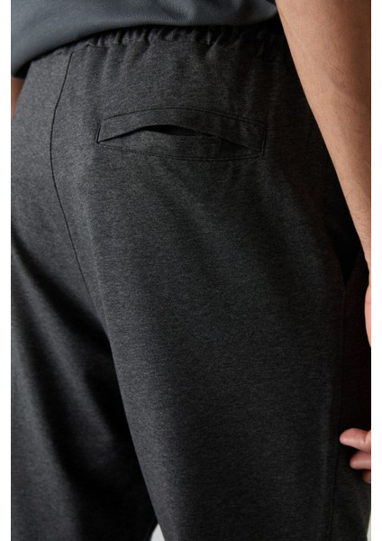 Antrasıt Melanj Pamuklu Yumuşak Dokulu Comfort Fit Nakışlı Erkek Jogger - 82123 indirimleri