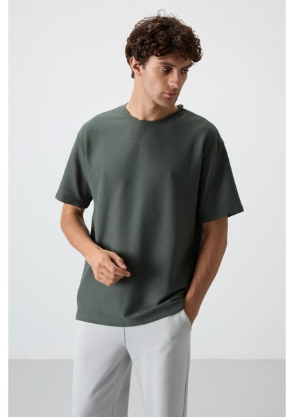 Haki Waffle İnterlok Yüzeyi Dokulu Oversize Fit Basic Erkek T-Shirt - 88379