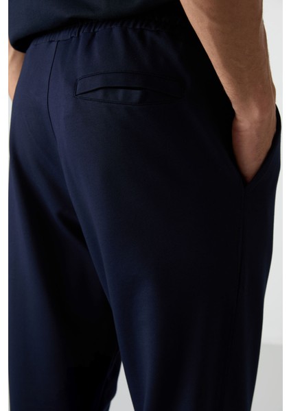 İndigo Pamuklu Yumuşak Dokulu Comfort Fit Nakışlı Erkek Jogger - 82123 indirimleri