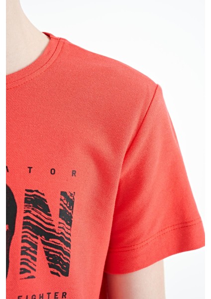 Coral Ön Yazı Nakışlı O Yaka Standart Kalıp Erkek Çocuk T-Shirt - 11118 modelleri
