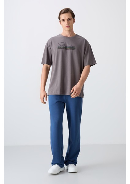 Koyu Gri Pamuklu Kalın Yumuşak Dokulu Oversize Fit Baskılı Erkek T-Shirt - 88334 fiyatları