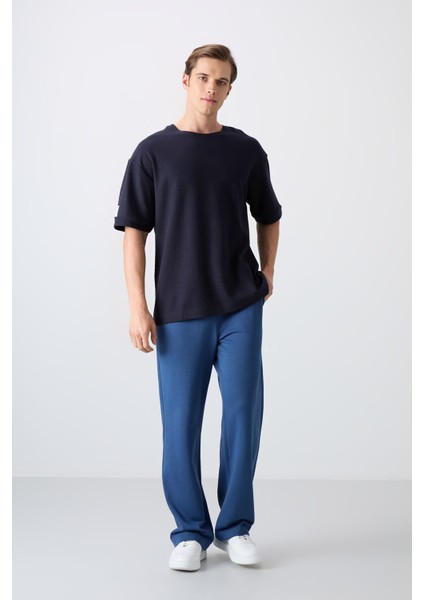 Lacivert Pamuklu Kalın Yüzeyi Dokulu Oversize Fit Basic Erkek T-Shirt - 88339 fiyatları