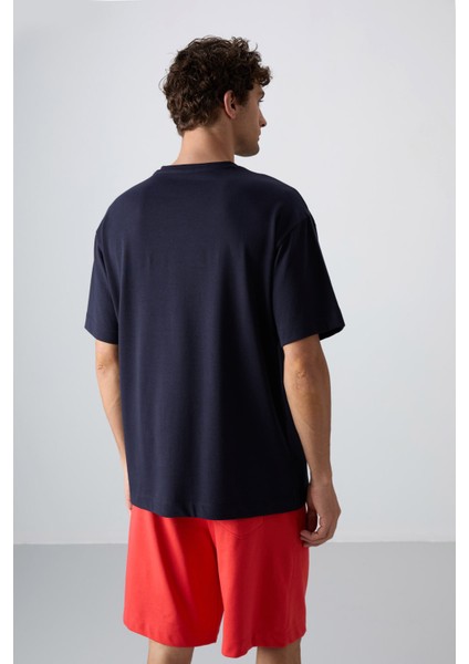 Lacivert Pamuklu Kalın Yumuşak Dokulu Oversize Fit Baskılı Erkek T-Shirt - 88334 indirimleri