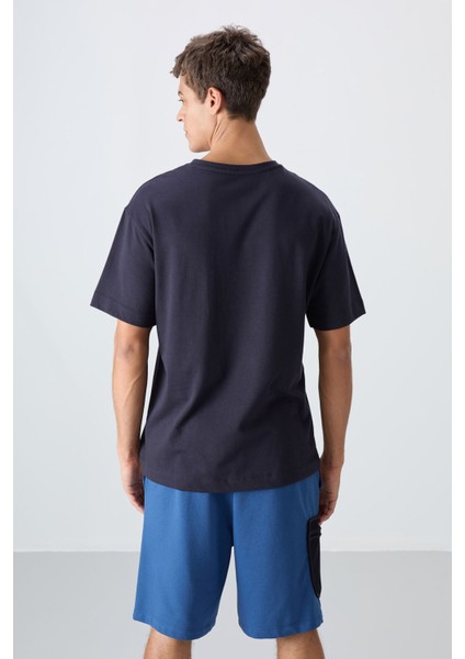 Lacivert Pamuklu Kalın Yumuşak Dokulu Oversize Fit Baskılı Erkek T-Shirt - 88333 indirimleri