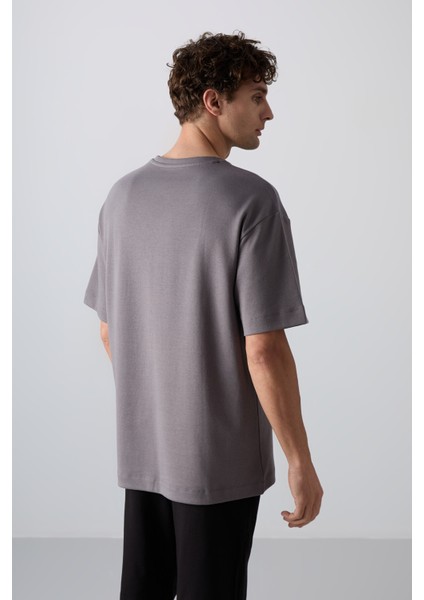 Koyu Gri Pamuklu Kalın Yumuşak Dokulu Oversize Fit Baskılı Erkek T-Shirt - 88324 indirimleri
